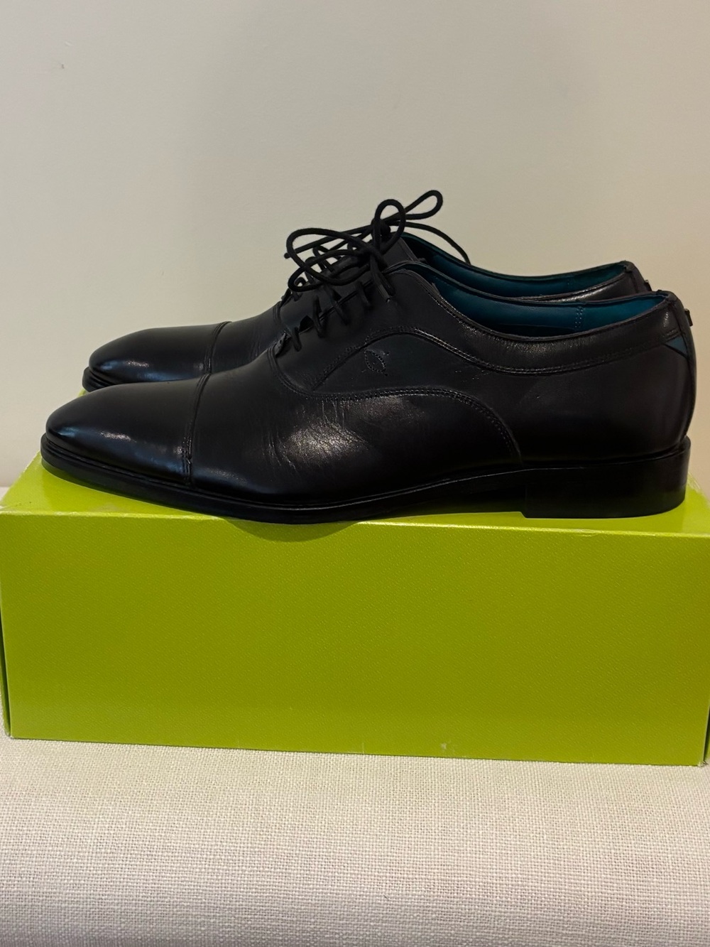 Brand new Ted Baker Leather Men's Cap-Toe Oxford Dress Shoes
